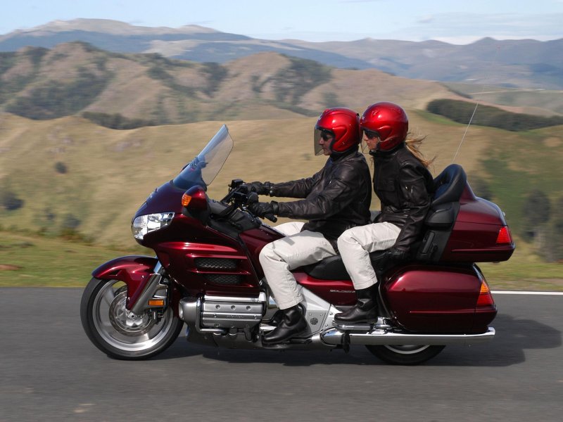 Мотоцикл Honda Gold Wing