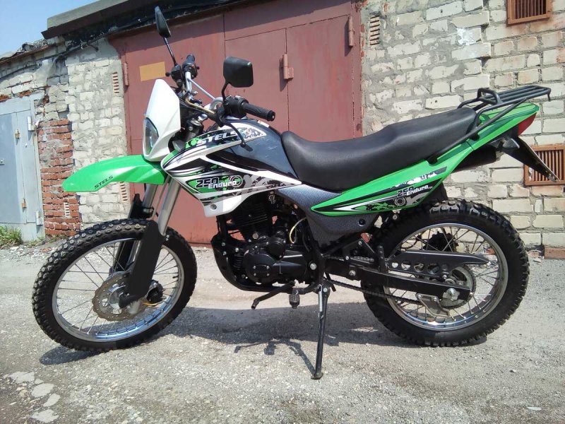 Мотоцикл stels 250 Enduro