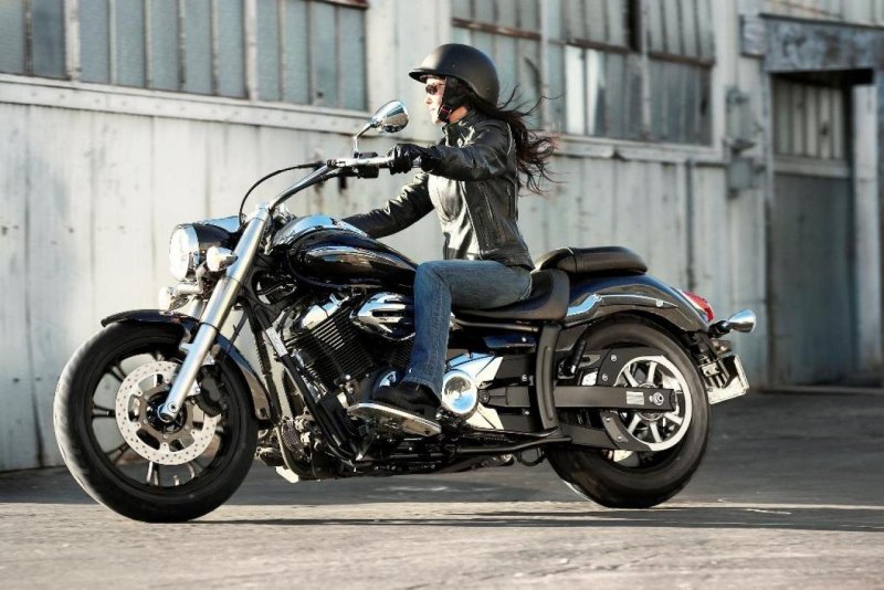 Yamaha XVS 950 Midnight Star