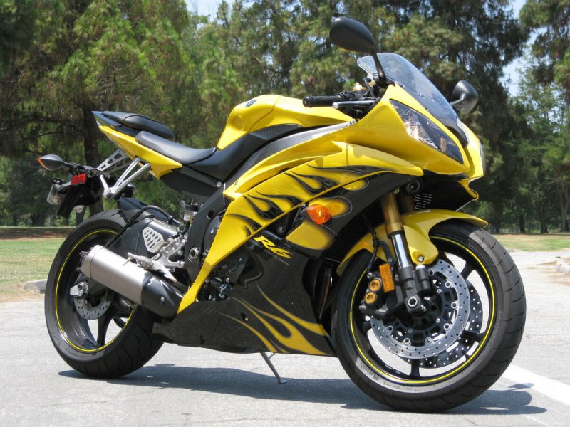 Мотоцикл Ямаха r6