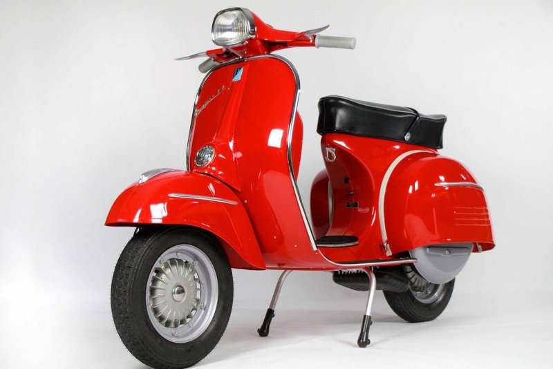 Vespa SS 180 Scooter