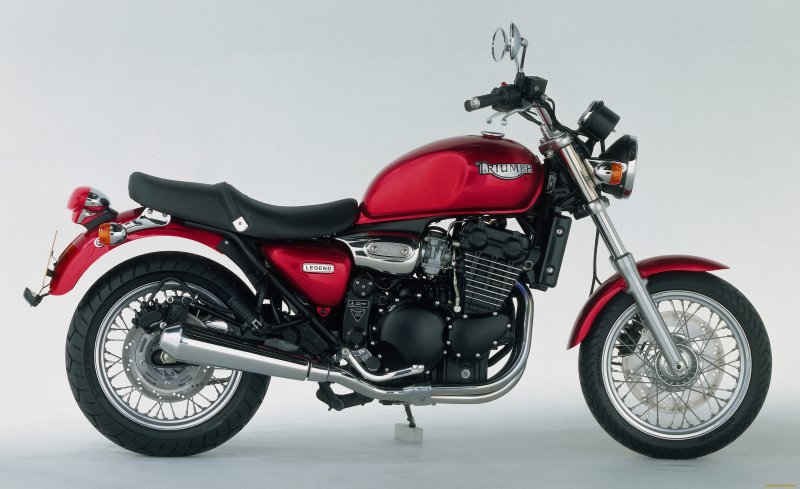 Triumph Legend TT 900