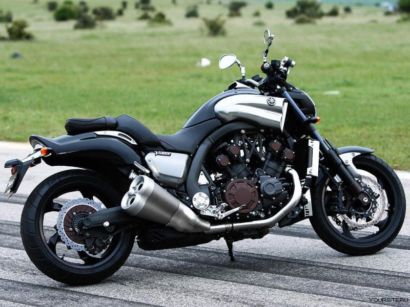 Мотоцикл Yamaha Vmax