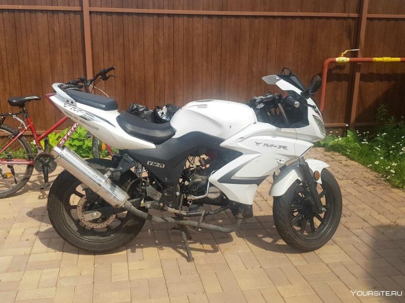 Yamasaki Scorpion 150