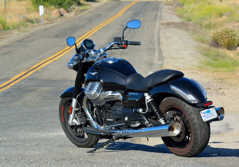Moto Guzzi California 1400