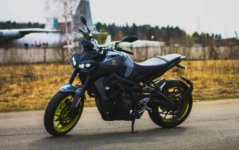 Yamaha MT-09 (FZ-09)