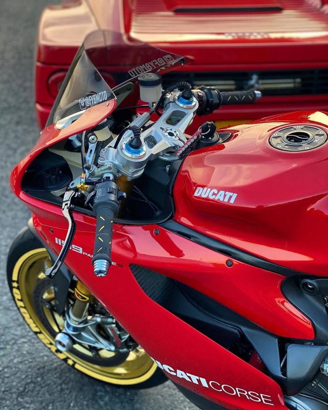 Honda r8 мотоцикл