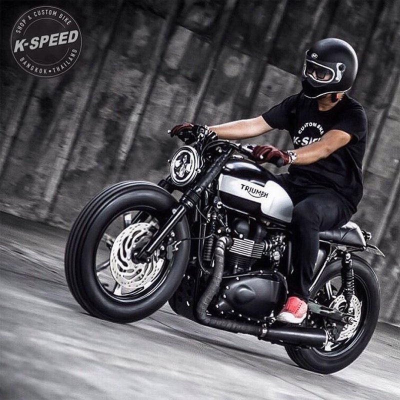 Мотоцикл Triumph Cafe Racer