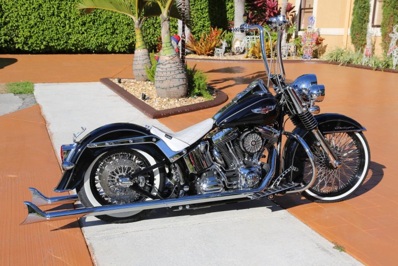 Harley Davidson Heritage Softail Deluxe