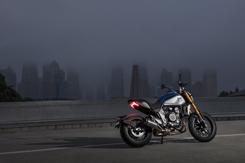 CFMOTO 700clx Heritage (ABS)