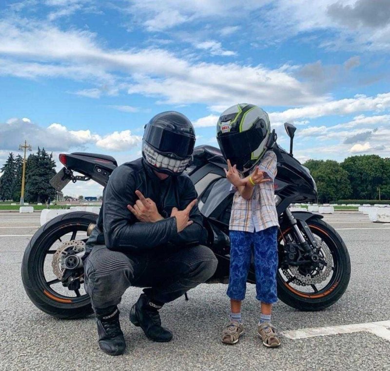 Лицо пилота zx6r