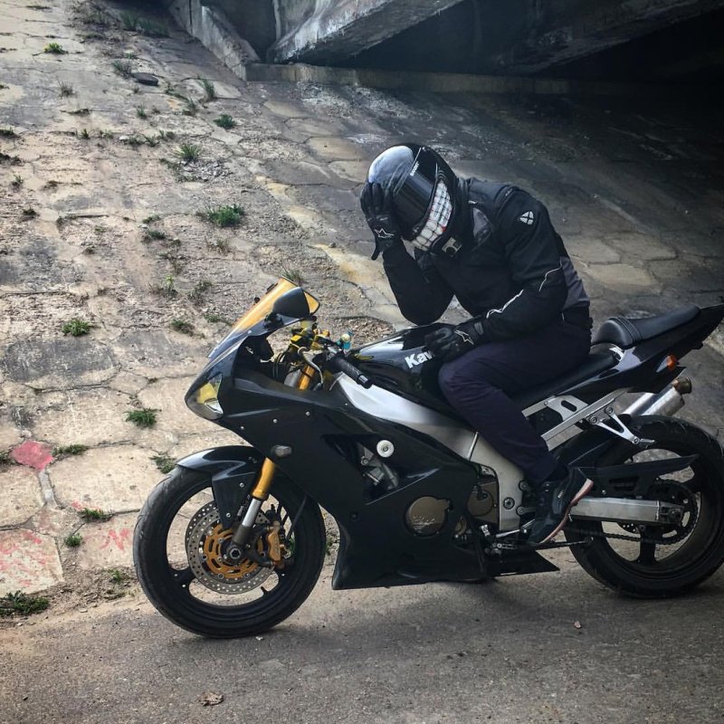 Пилот zx6r и Лена