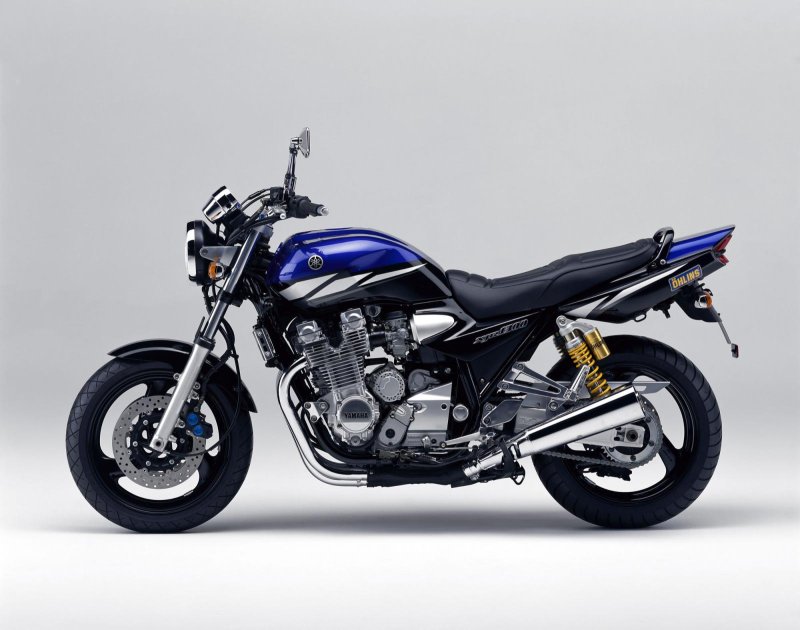 Мотоцикл Ямаха XJR 1300