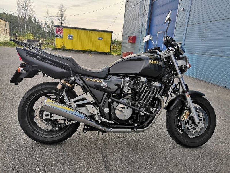 Yamaha XJR 1200 черный