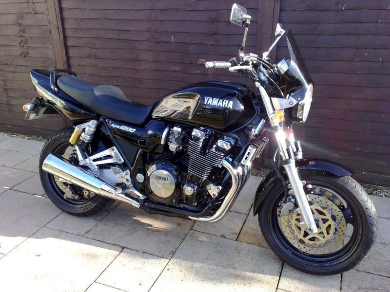 Yamaha XJR 1200 XJR