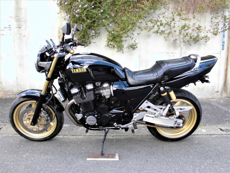 Yamaha XJR 1200 черный