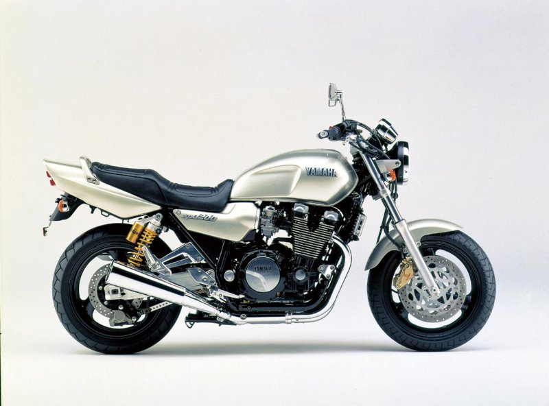 Yamaha XJR 1200 1996