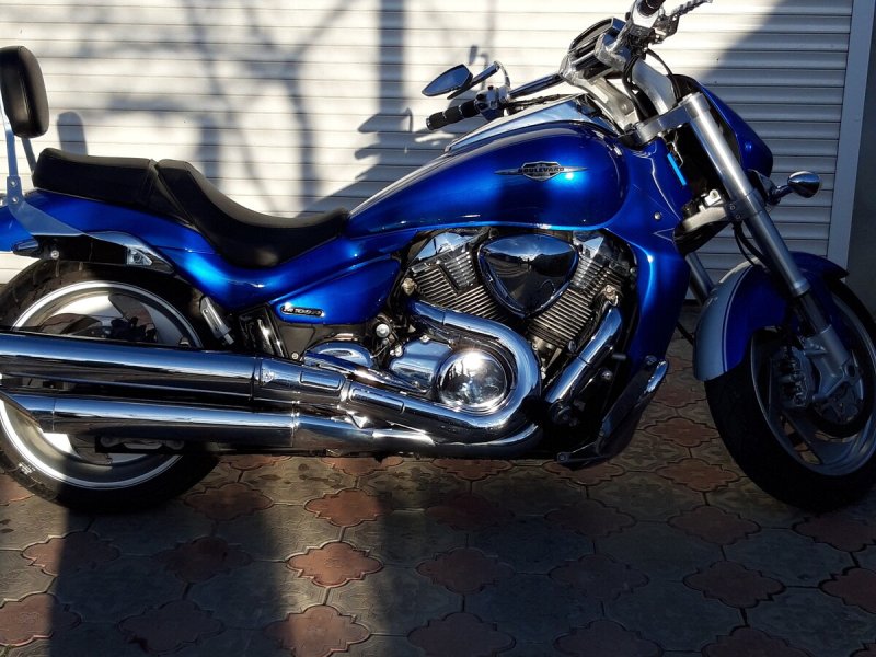 Boulevard m109r 300