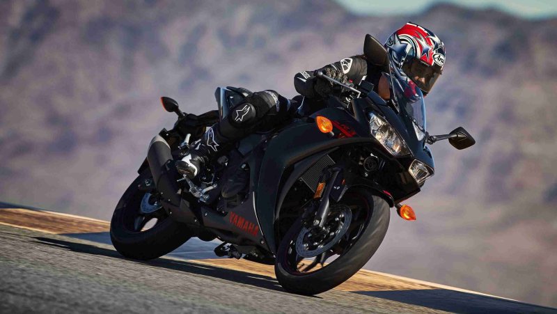 Yamaha r3 4k