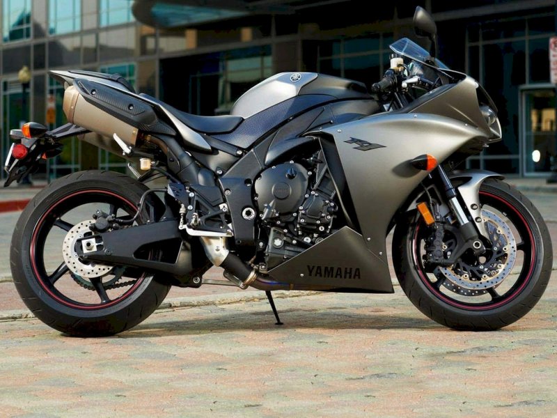 Yamaha YZF-r1