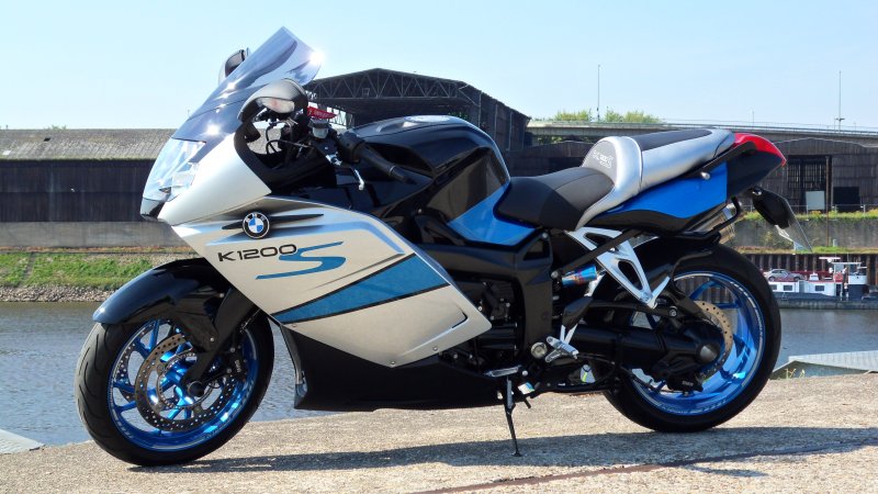 BMW k1200s Custom