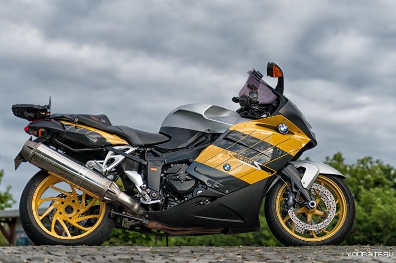 Мотоцикл БМВ k1200s