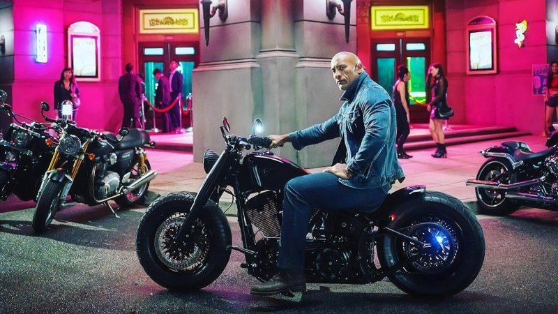 Harley Davidson Дуэйн Джонсон