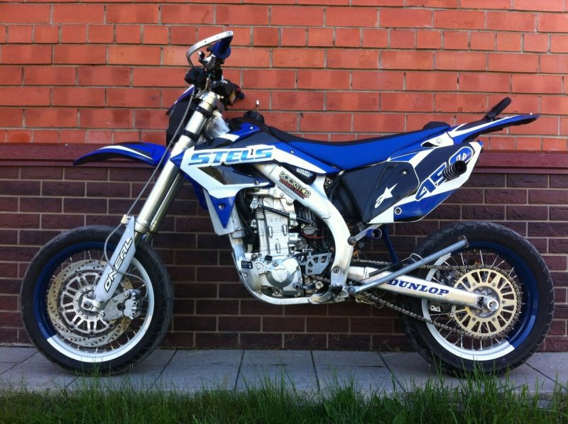 Stels Forsage 450 motard