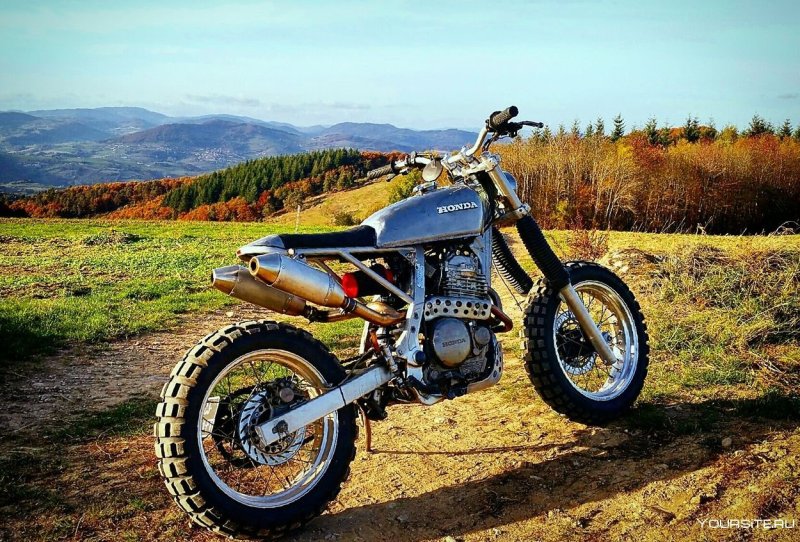 Honda Dominator 650 Scrambler