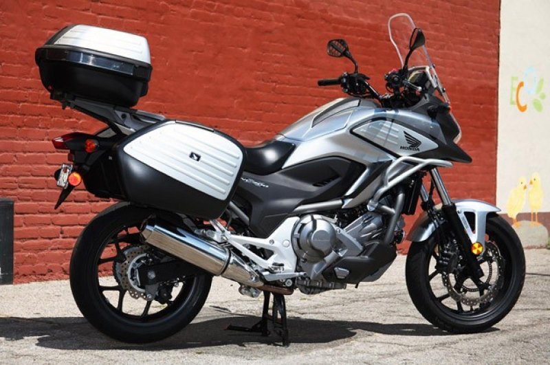 Honda NS 700x