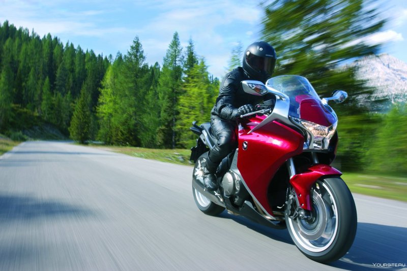 Мотоцикл Хонда VFR 1200