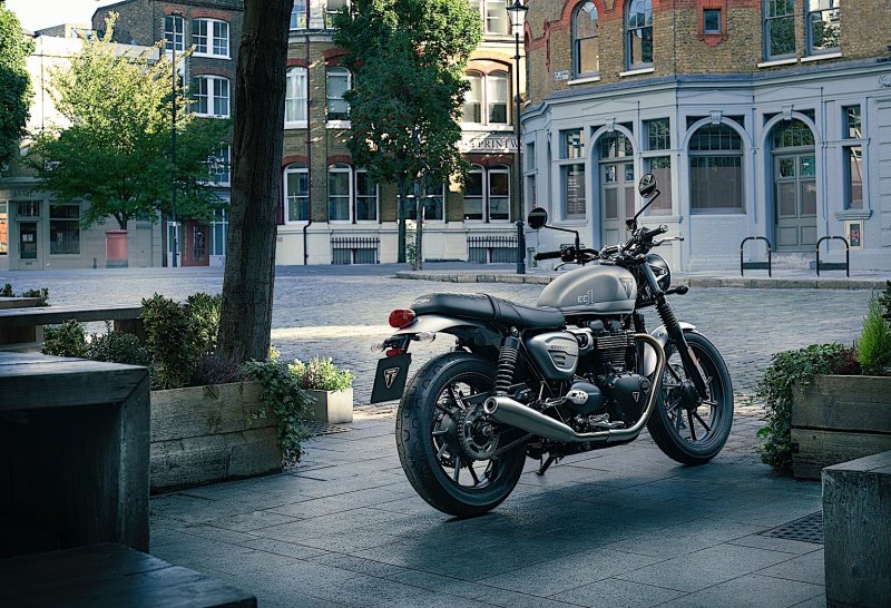 Triumph Street Twin ec1