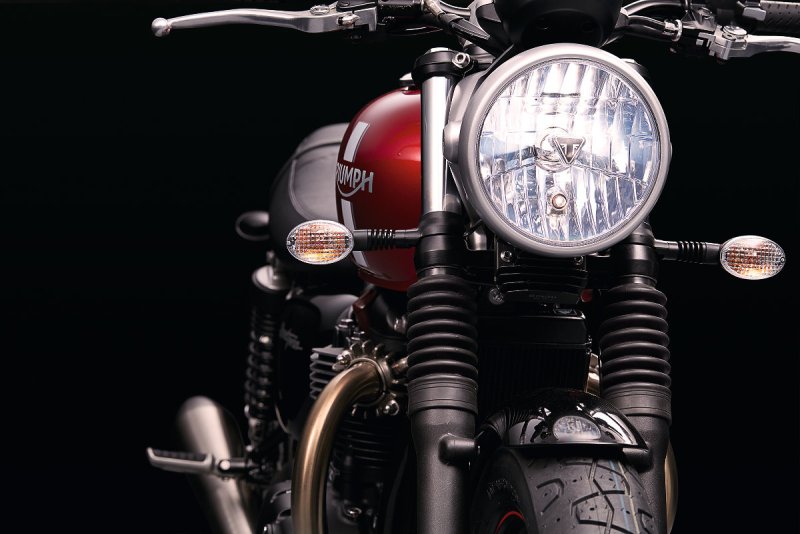 Triumph 2016
