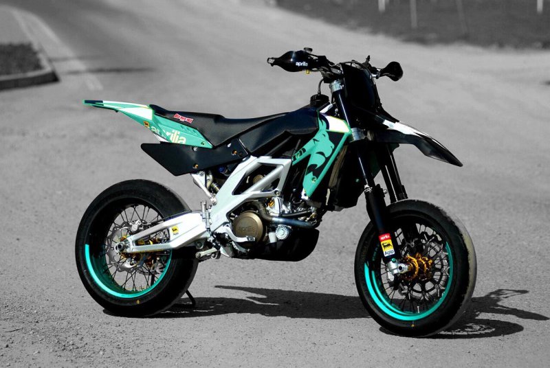 Априлия SXV 550