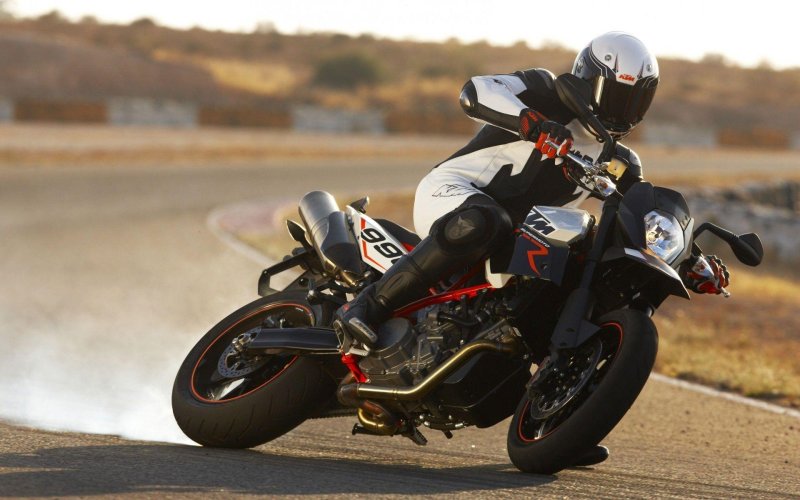 KTM 990 Supermoto r 2009