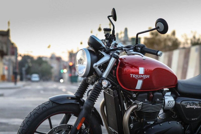 Triumph Bonneville Street Twin