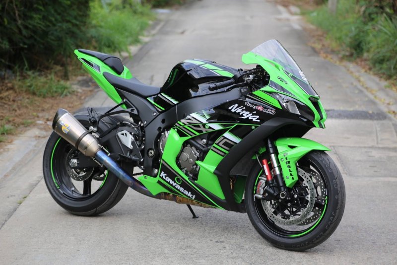 Спортбайк Кавасаки ниндзя zx10r