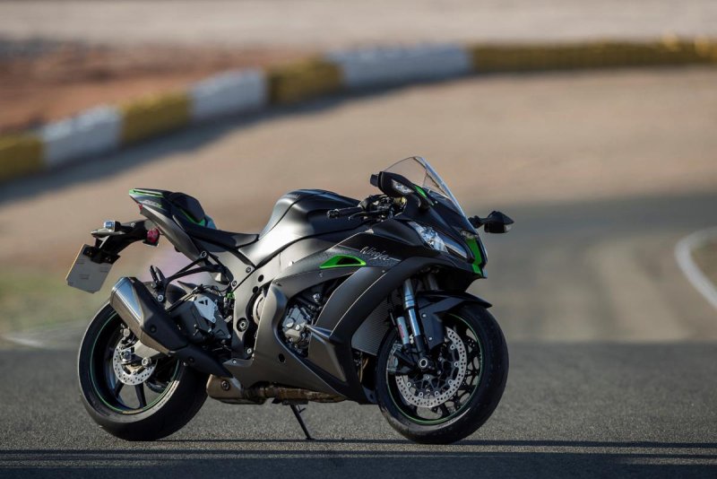 Мотоцикл Kawasaki Ninja ZX-10r