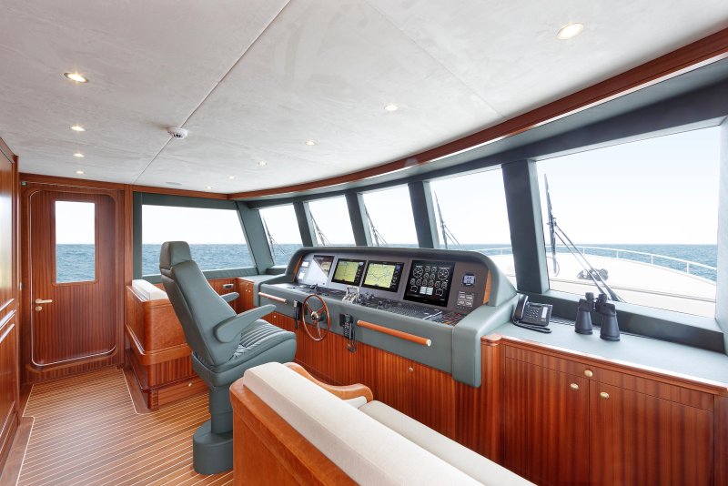 Van der Valk Yachts Santa Maria