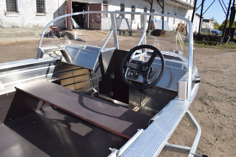Wyatboat 390 DCM