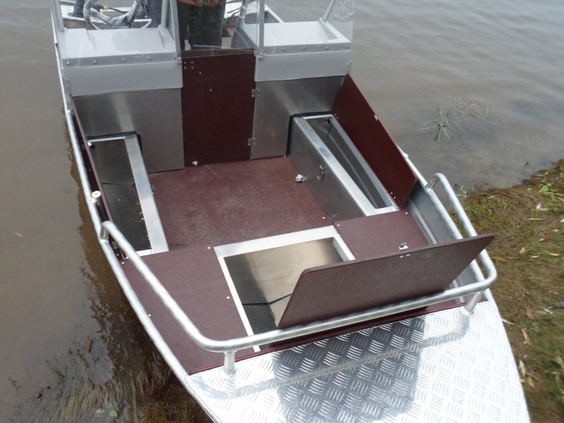 Лодка Wyatboat 390у