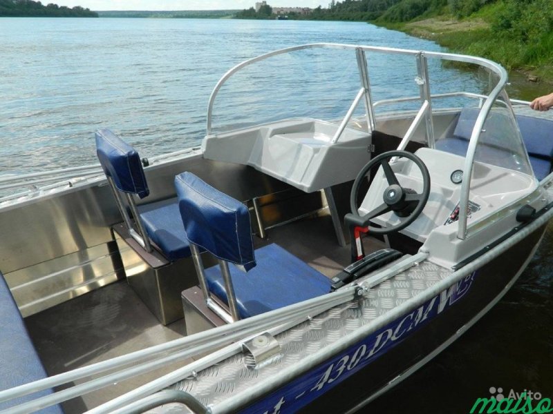 Wyatboat 430 DCM