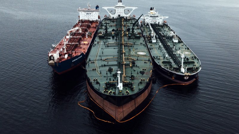 Российский нефтяной танкер