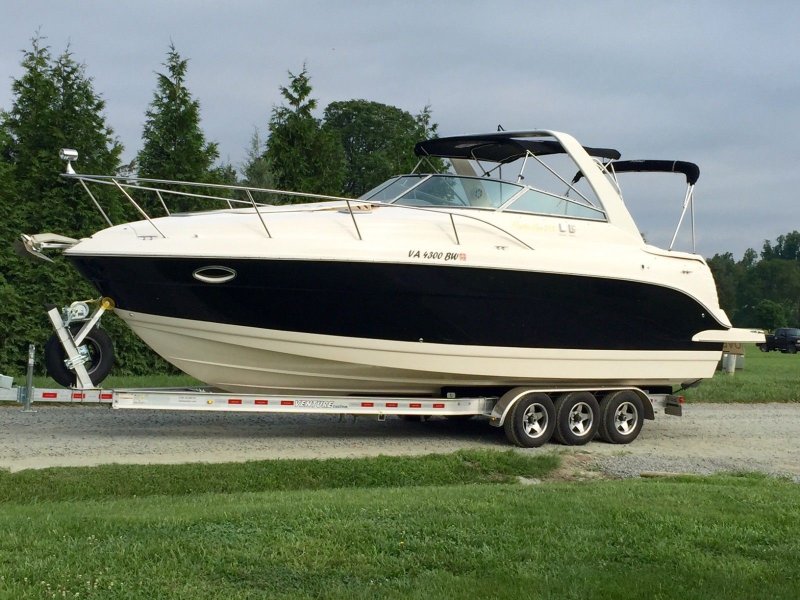Rinker 2600