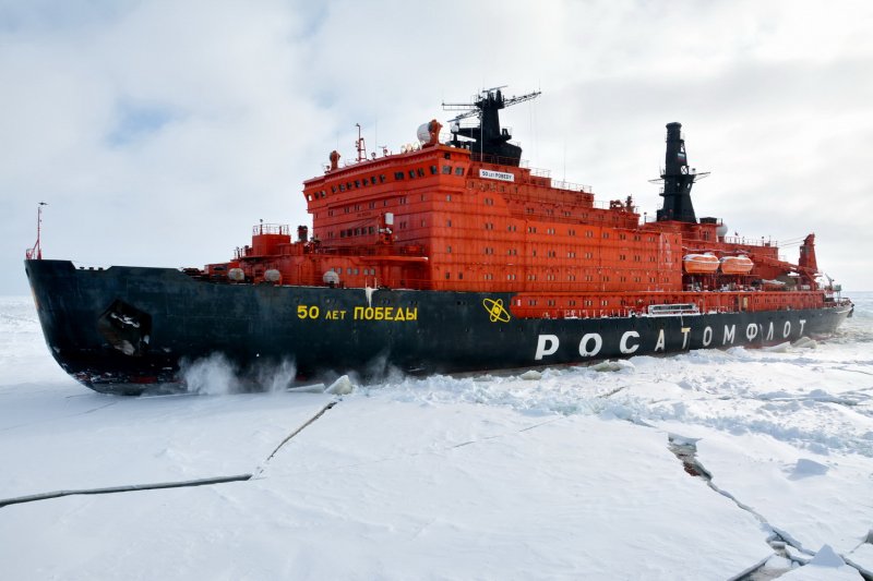 Ледокол Дудинка Норильский никель