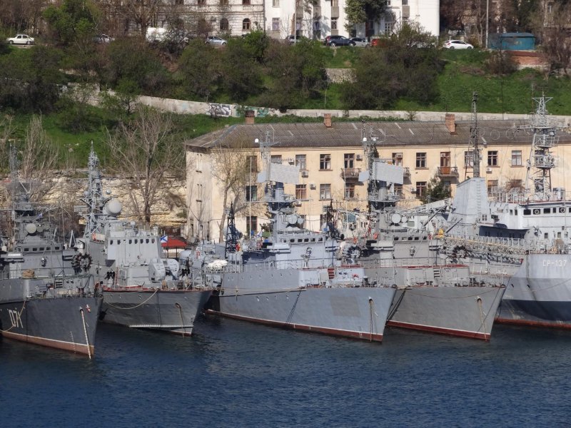 Стрелецкая бухта Севастополь военные корабли