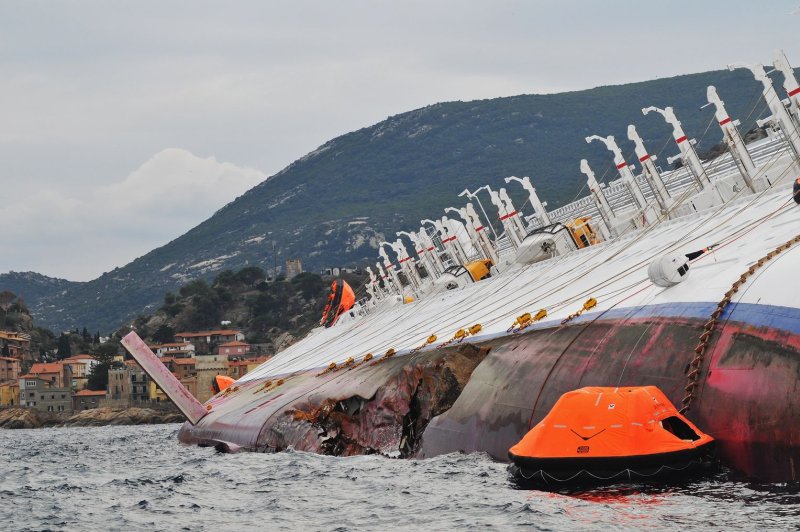 Крушение лайнера Costa Concordia