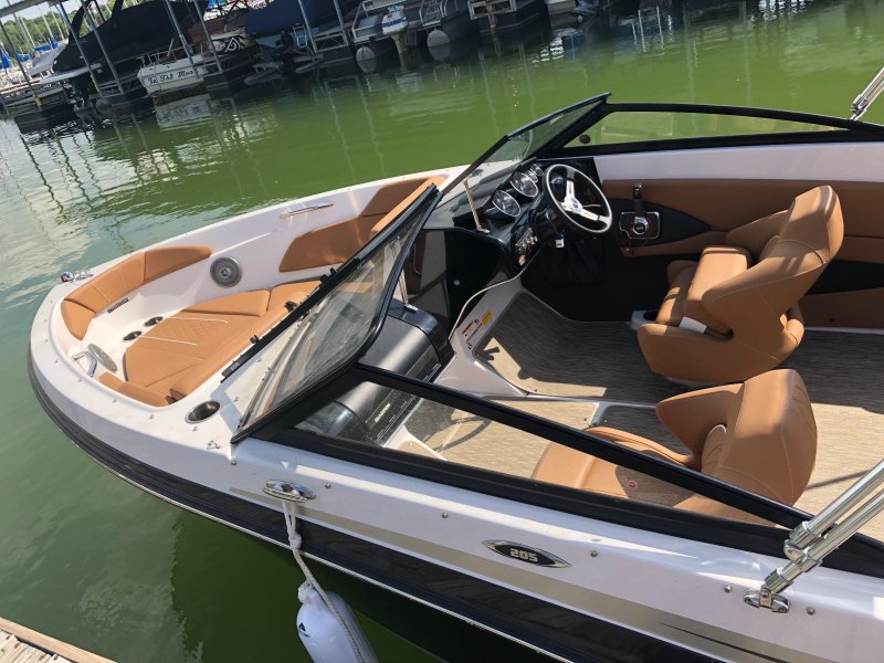 Glastron gt 299