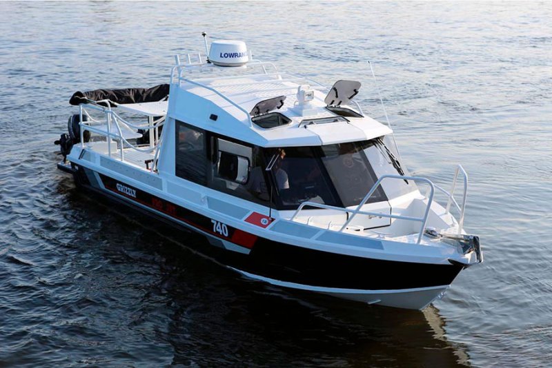 Chris Craft Express Cruiser 23