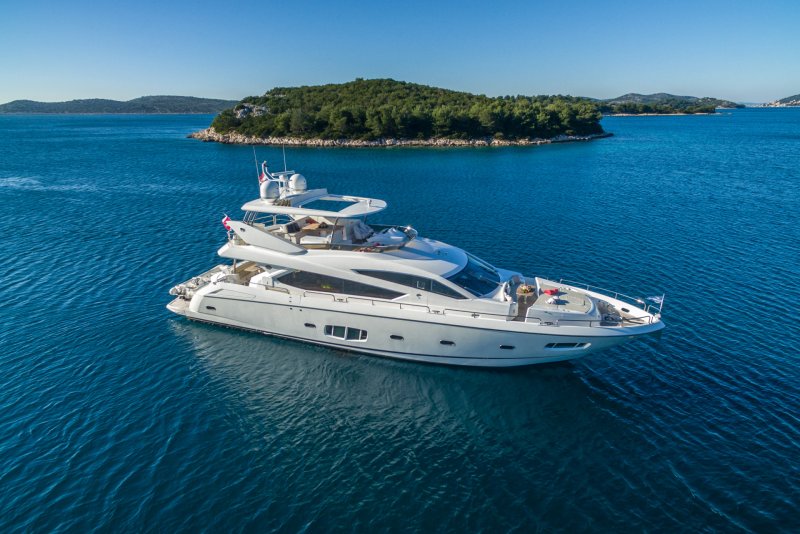 Sunseeker 80 Yacht 2011